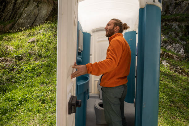 Affordable portable toilet rental in Sparks, TX