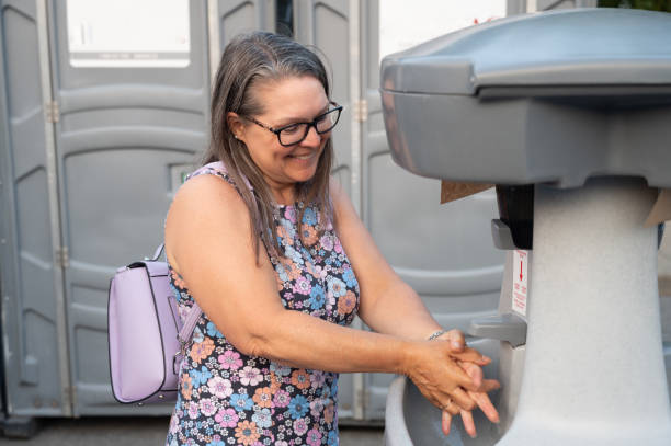 Portable Toilet Options We Offer in Sparks, TX